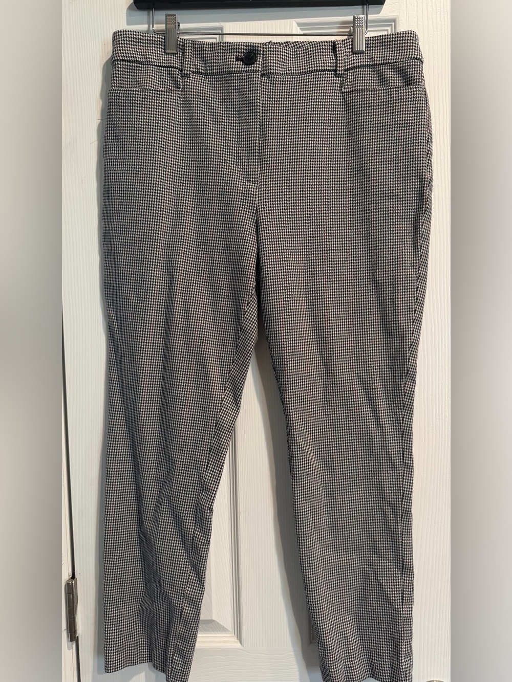 LOFT Black Burgundy and White Skinny Houndstooth Dress Pants